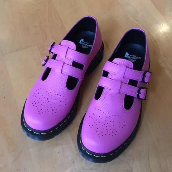 Dr. Martens 8065 Virginia Leather Mary Jane Shoes - Picture 15 of 16